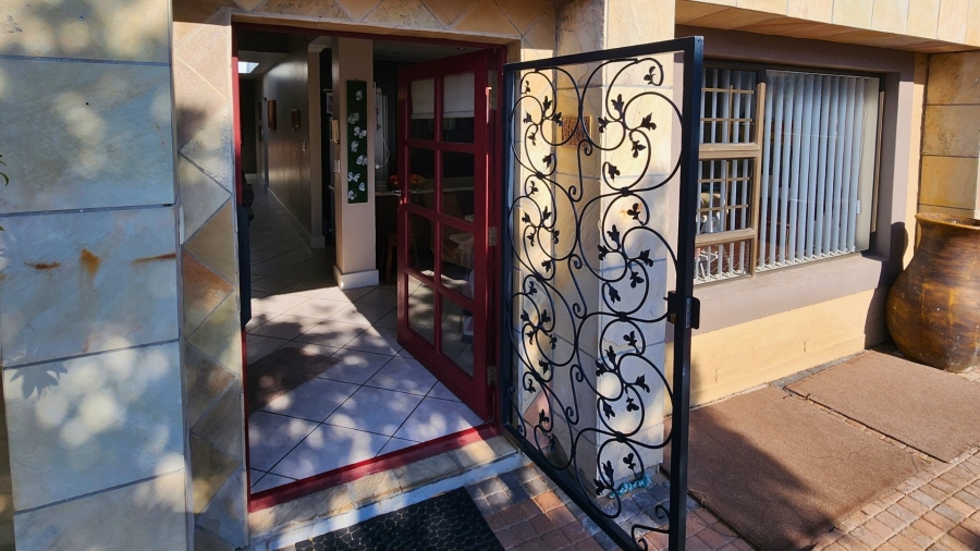 4 Bedroom Property for Sale in Dana Bay Western Cape